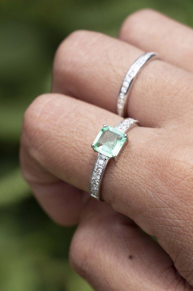 Aliança Diamantes 2 pontos