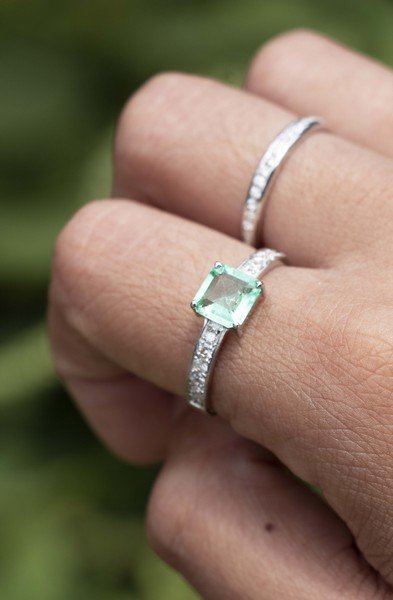 Aliança Diamantes 2 pontos