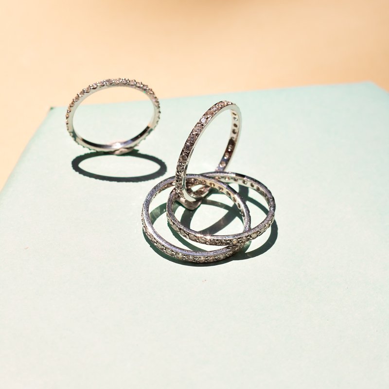 Anel 3 aros intercalados diamantes