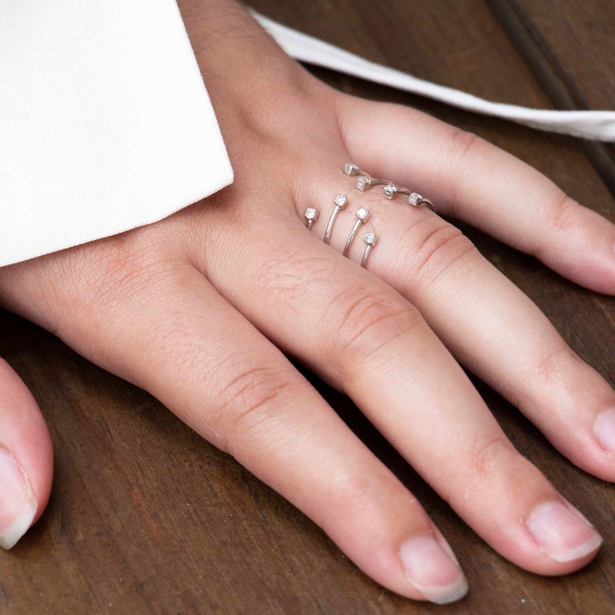 Anel 4 Garras Diamantes
