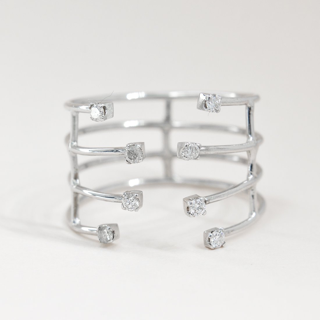 Anel 4 Garras Diamantes