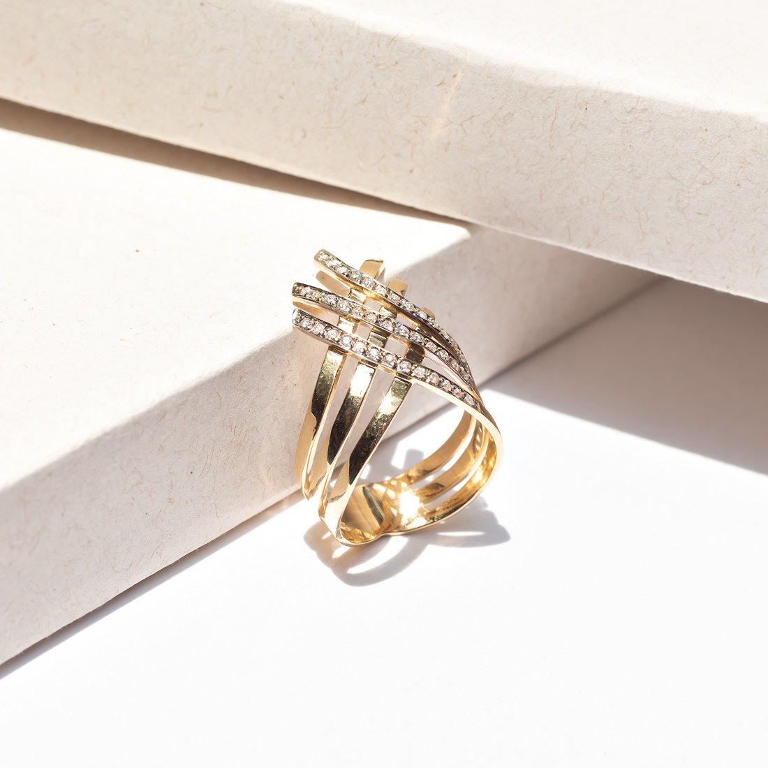 Anel Aros Cruzados Diamantes