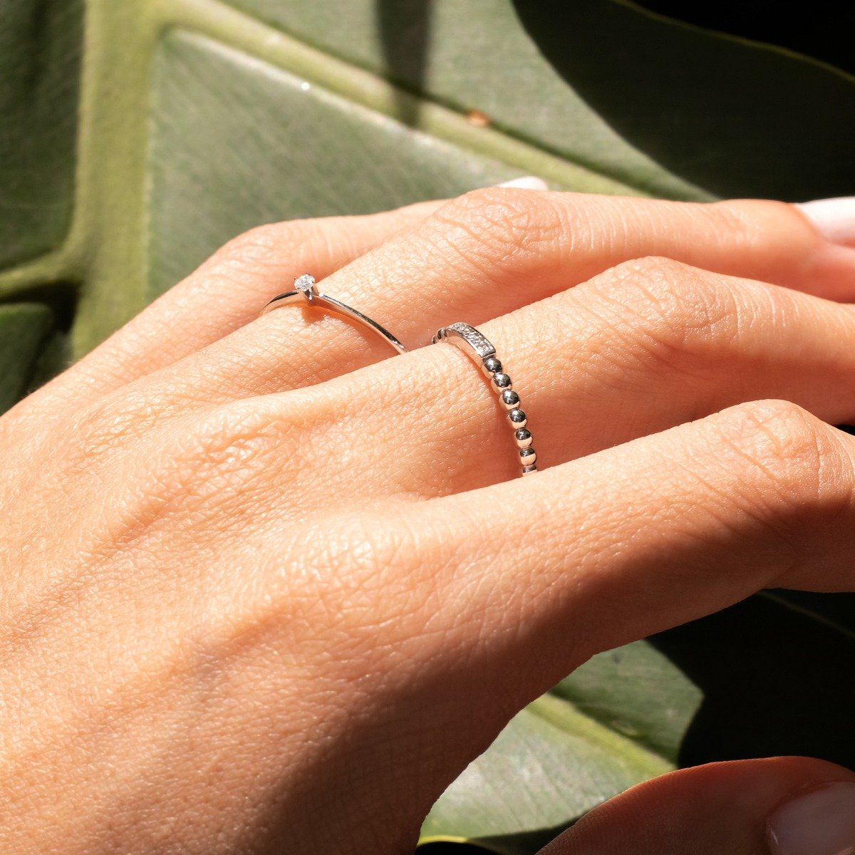 Anel Bolinhas Com Diamantes