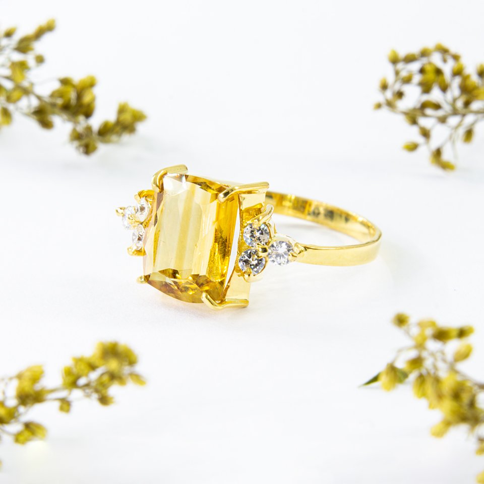 Anel Citrino Trilhon Diamantes