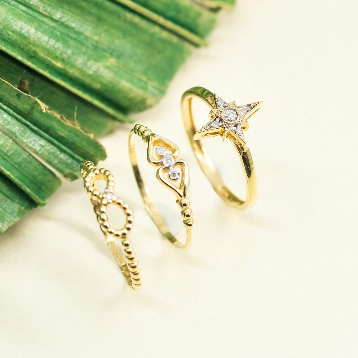 Anel Clave Bolinhas Diamantes