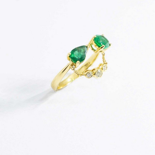 Anel Claw Esmeraldas e Correntinha Diamantes