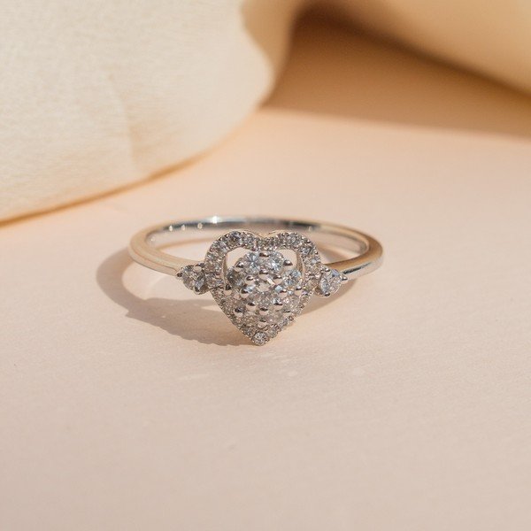 Anel Coração Diamantes 
