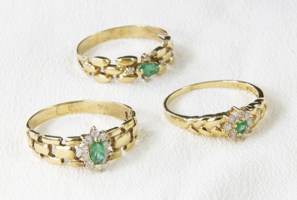 Anel Corrente Extra Esmeralda e Diamantes 