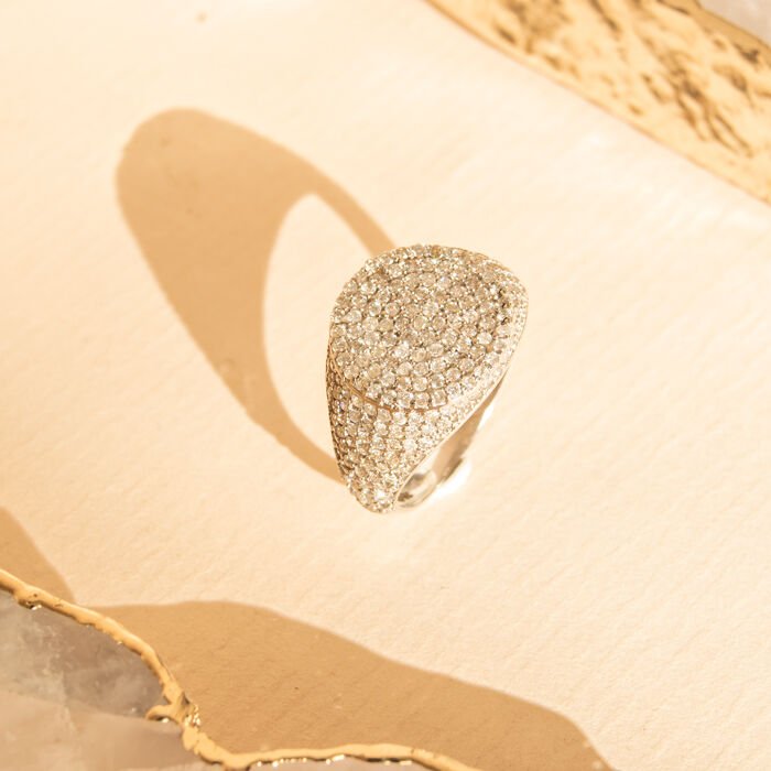 Anel Dedinho Tampa e Lateral Diamantes 