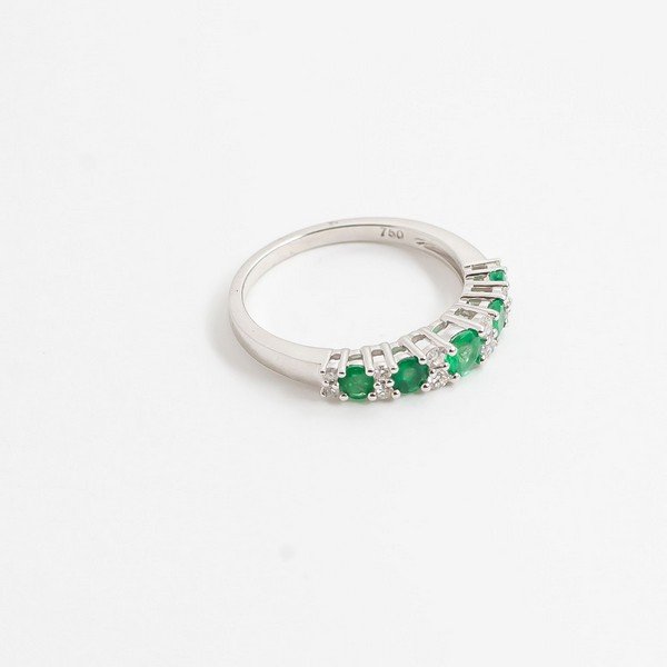 Anel Diamantes e Esmeraldas