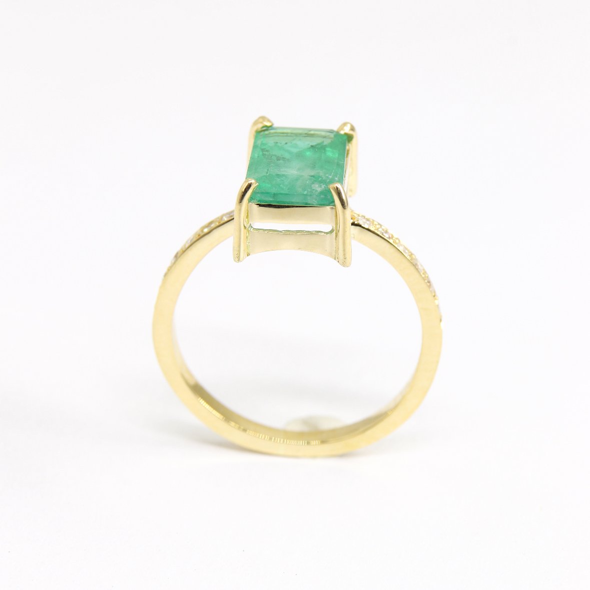 Anel Esmeralda Retangular Power Aro Diamantes