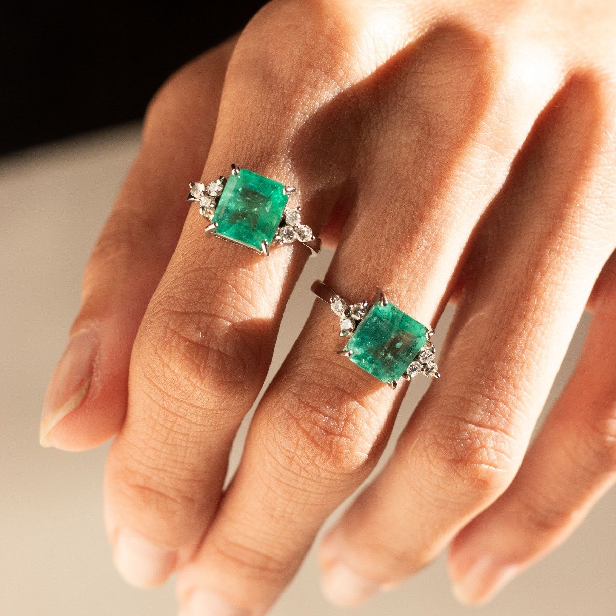 Anel Esmeralda Trilhos Ilusão Diamantes