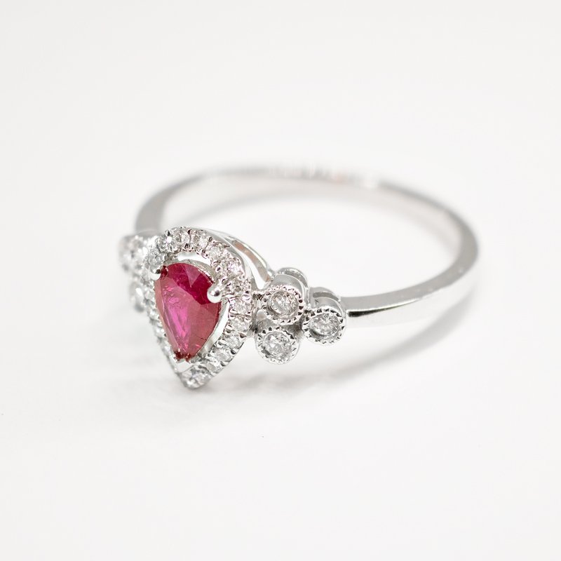 Anel gota rubi diamantes