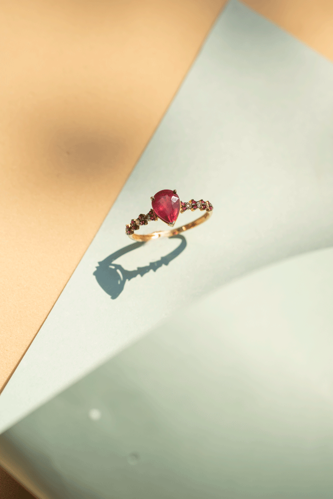 Anel Gota Rubi Diamantes e Rubis