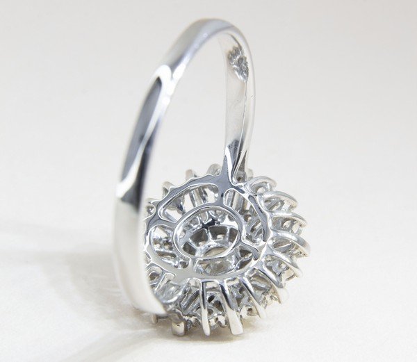 Anel Grid Diamantes Baguetes e Brilhantes