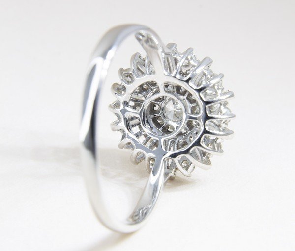 Anel Grid Diamantes Baguetes e Brilhantes