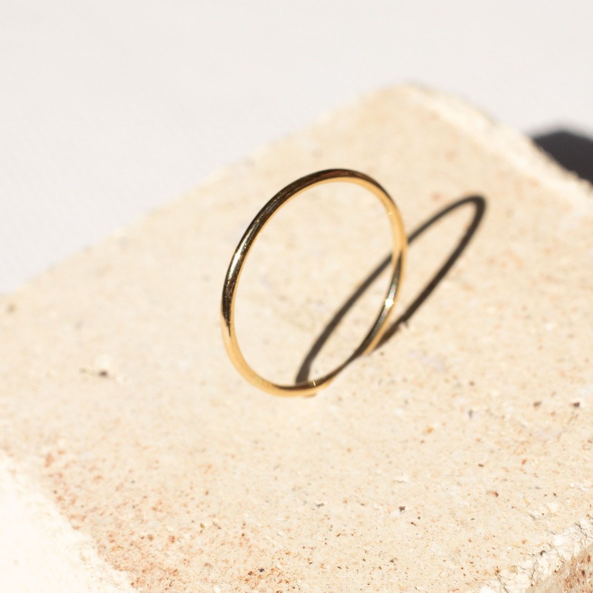 Anel Line Ouro 18K