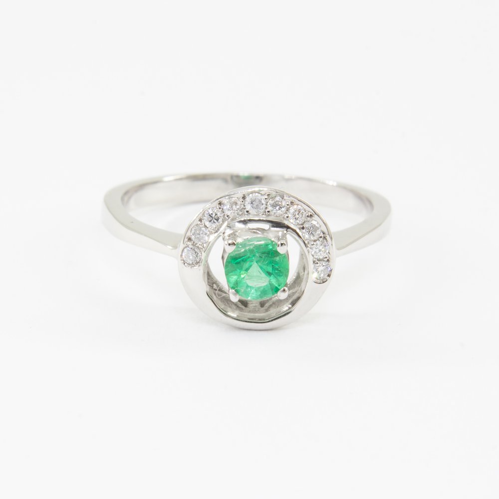 Anel meia Lua Esmeralda e Diamantes