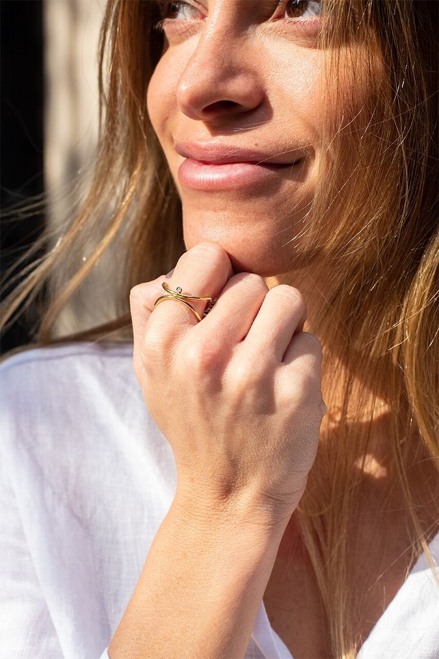 Anel Minimal Style Aro Duplo Ouro 18K e Diamantes