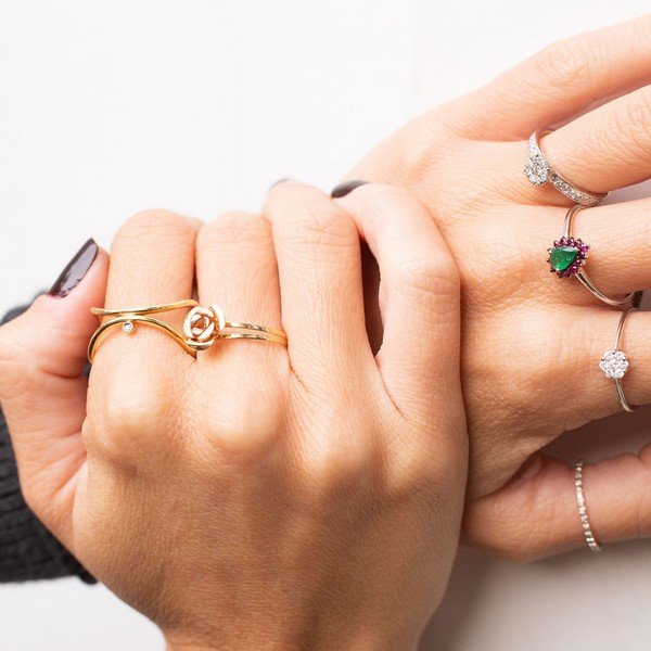 Anel Minimal Style Aro Duplo Ouro 18K e Diamantes