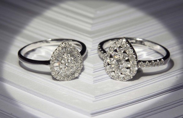 Anel Plus Gota Diamantes 