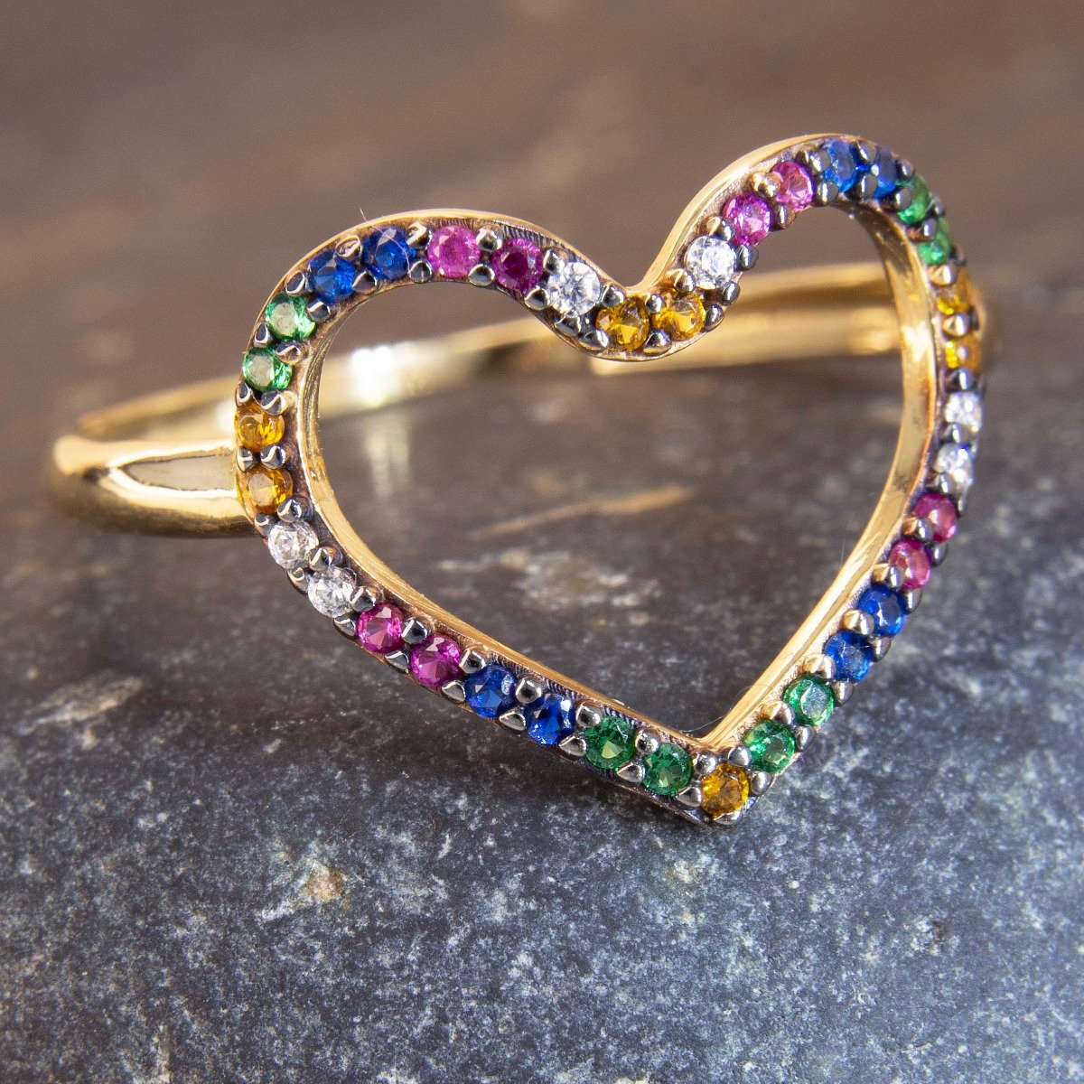 Anel Rainbow Coração de Zircônias Coloridas