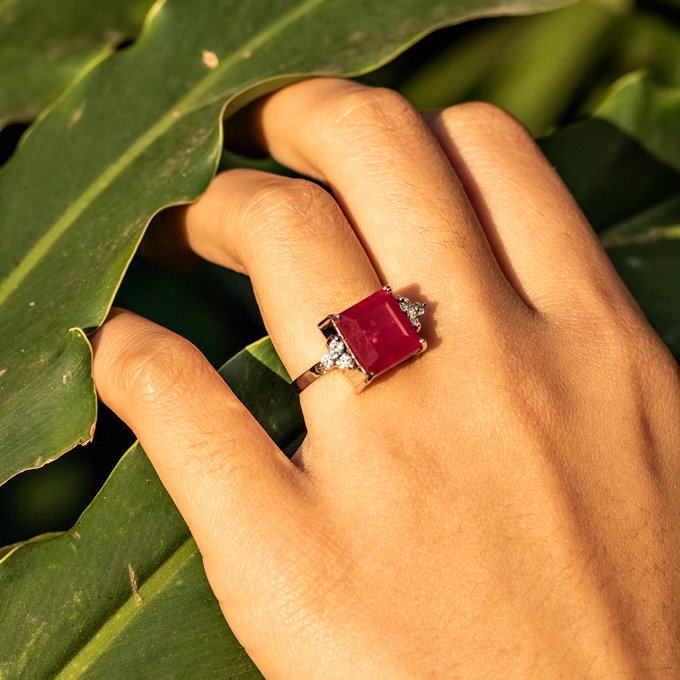 Anel Rubi Trilhos Ilusão Diamantes