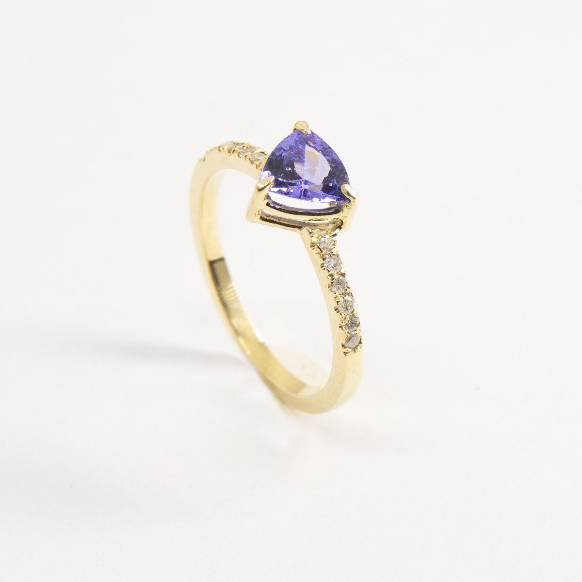 Anel Trilhon Tanzanita Diamantes
