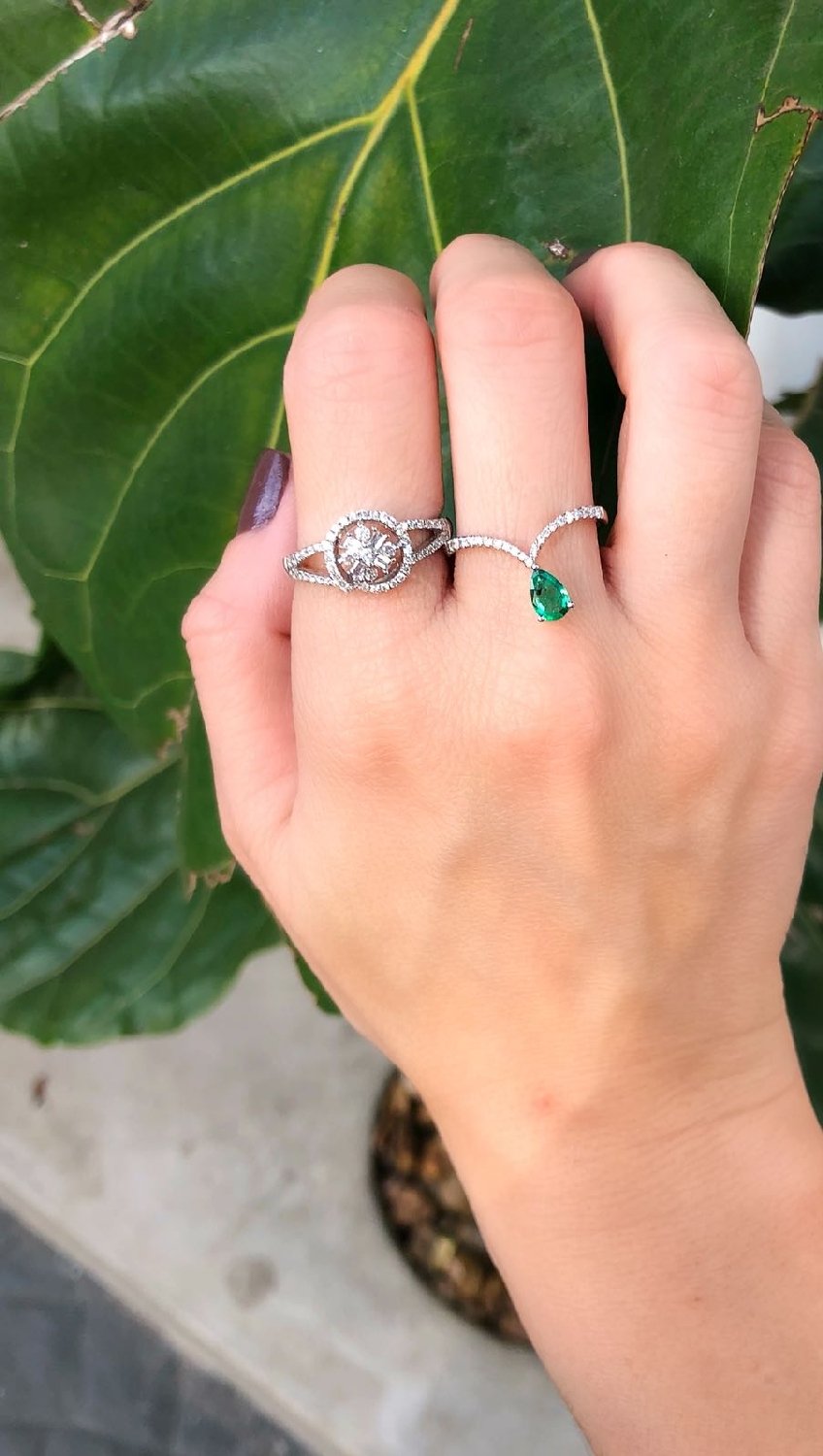 Anel V Diamantes Gota Esmeralda