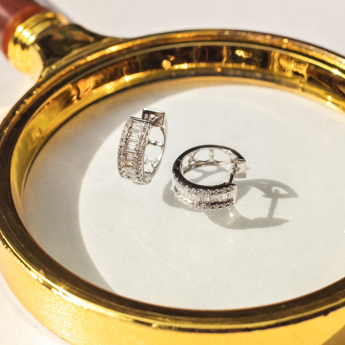 Argola Brilhantes e Baguetes Diamantes