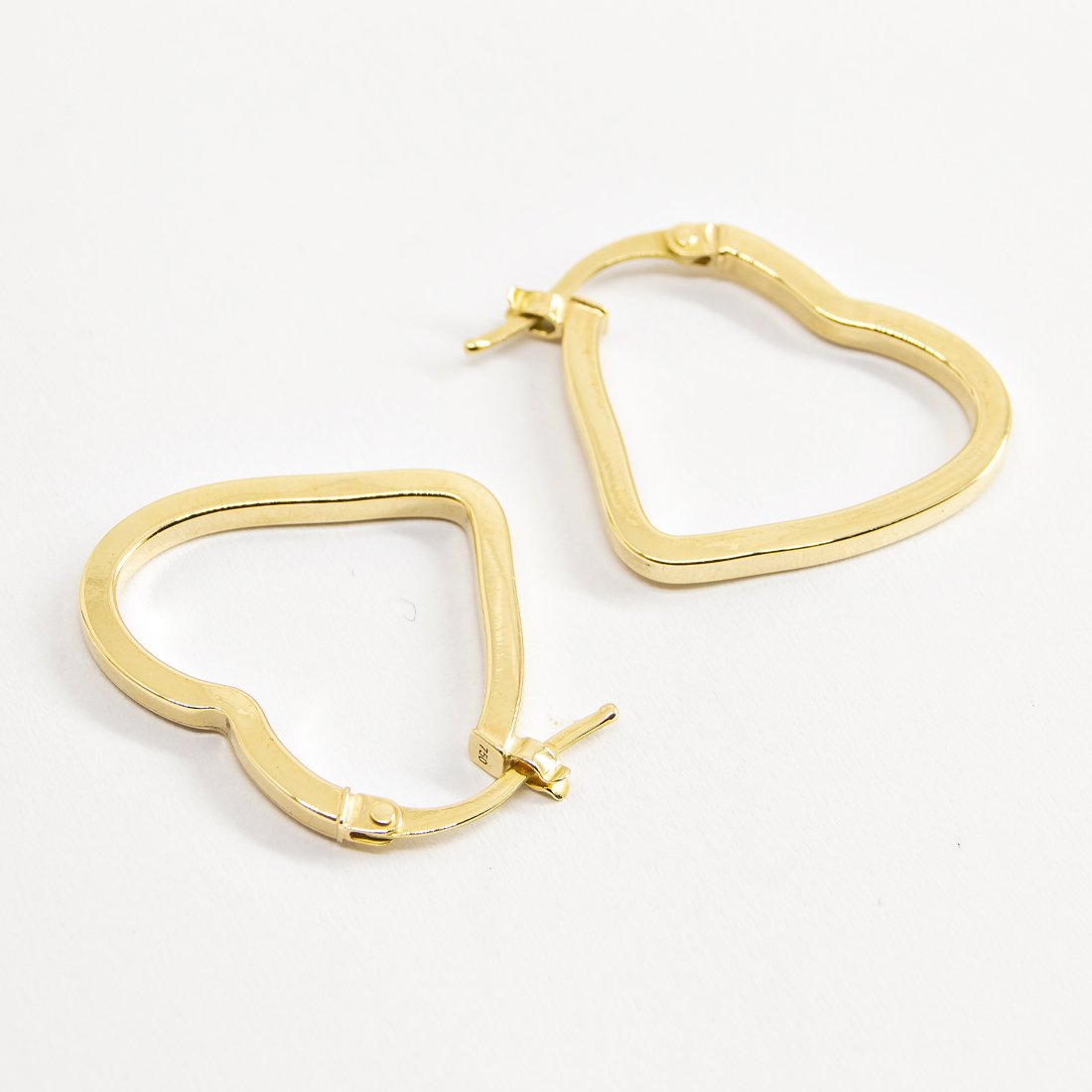 Argola Coração Ouro Liso 18k