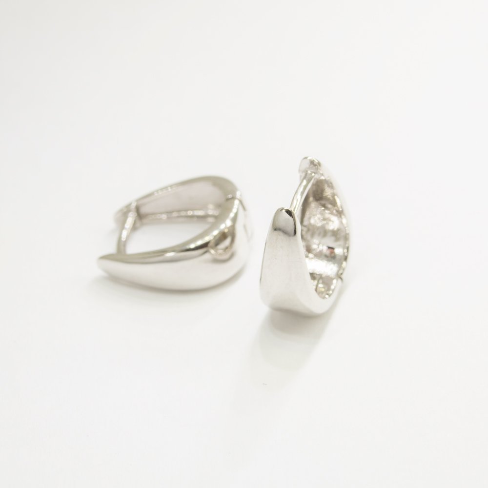 Argola Drop Petit Ouro Liso