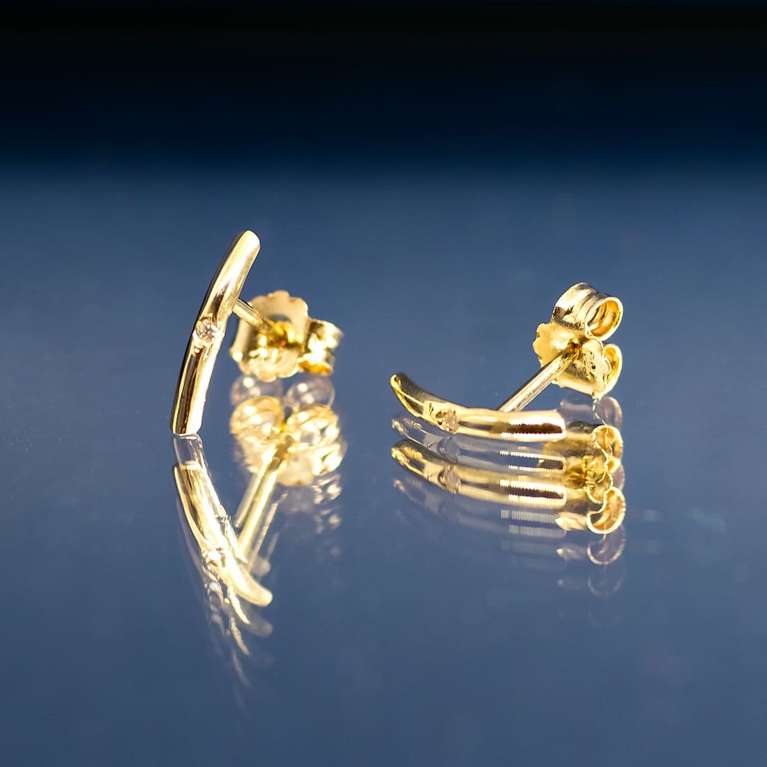 Argola Garra Minimal Style Ouro 18K Diamante