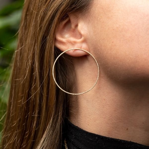 Argola Total Diamantes Front