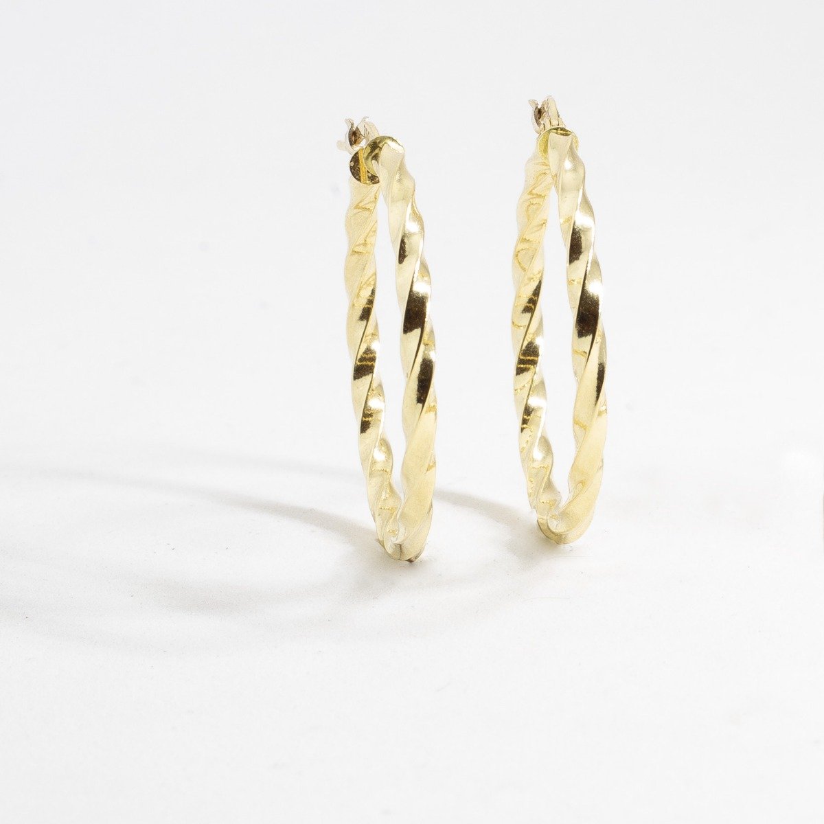 Argola Wave Ouro 18K