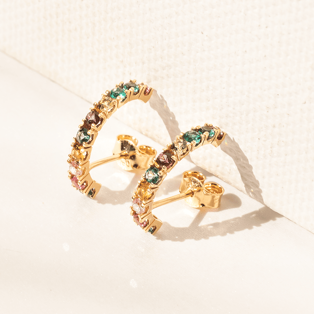Argolinha Colorida Florescer Zircônias Ouro 18K