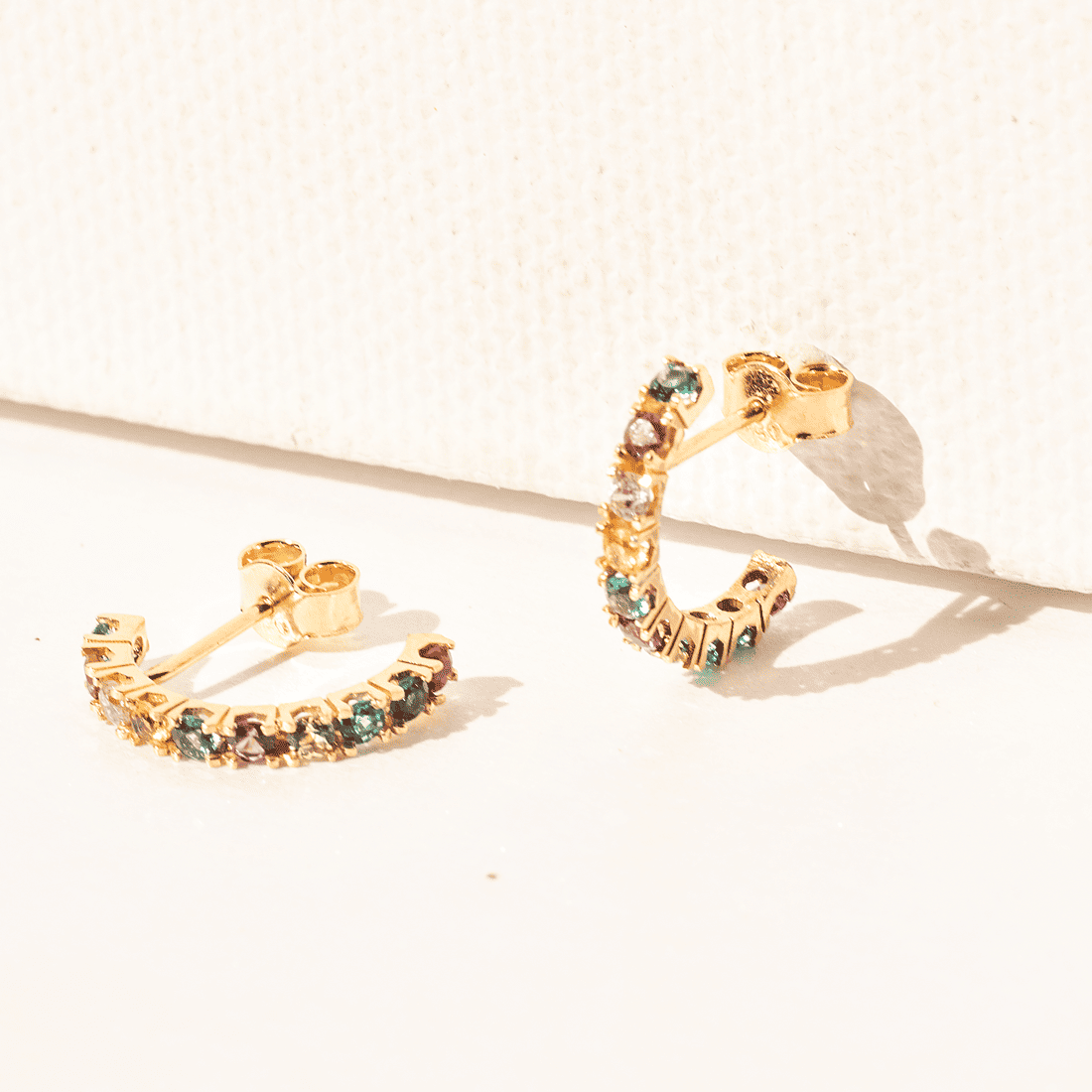 Argolinha Colorida Florescer Zircônias Ouro 18K