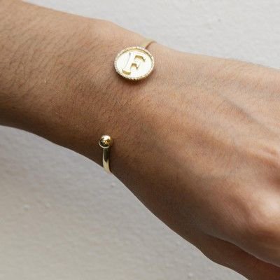 Bracelete Rígido Letra Personalizada Diamantes 