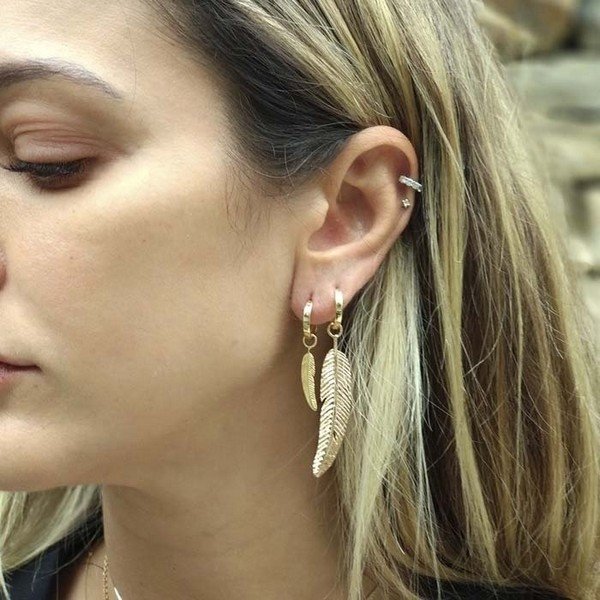 Brinco Argolinha Ouro 18k Pena Mari Freire