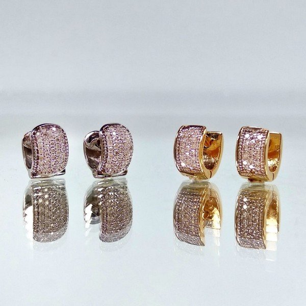 Brinco Argolinha Reta Diamantes