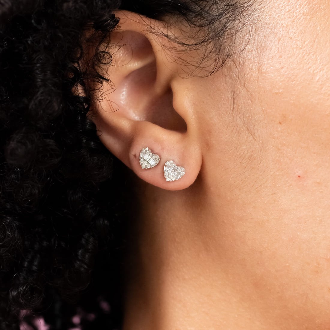 Brinco Coração Baguetes e Diamantes 