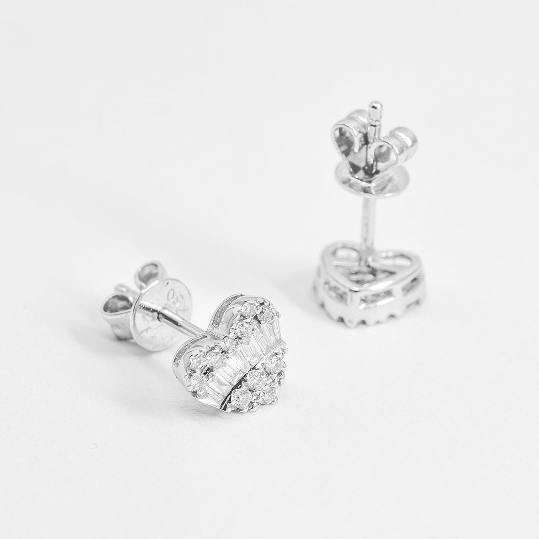 Brinco Coração Baguetes e Diamantes 