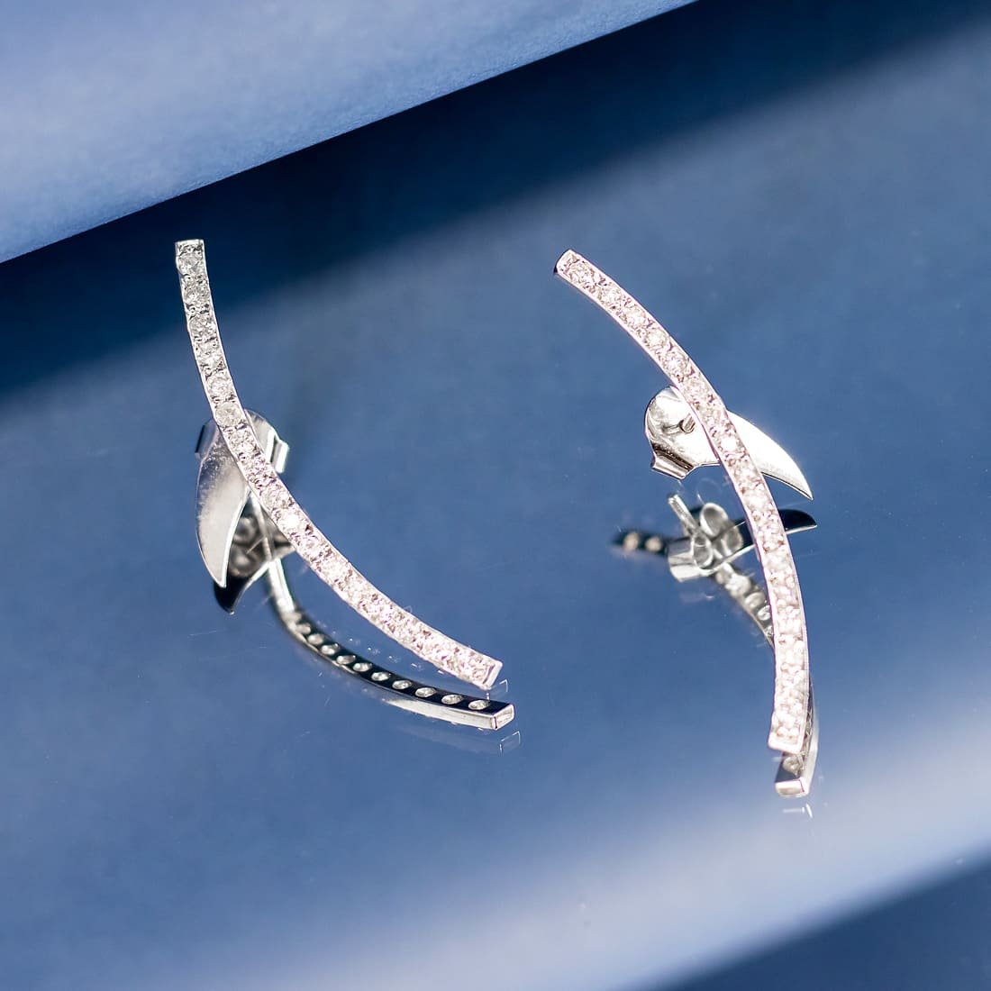 Brinco Earcuff Canoa Diamantes Extras 