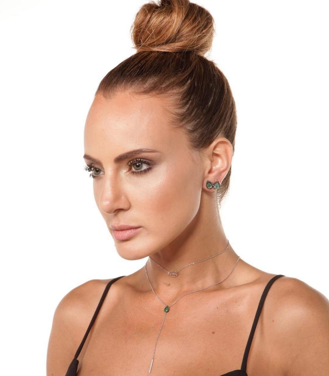 Brinco Earcuff Gotas Esmeraldas e Diamantes Negros