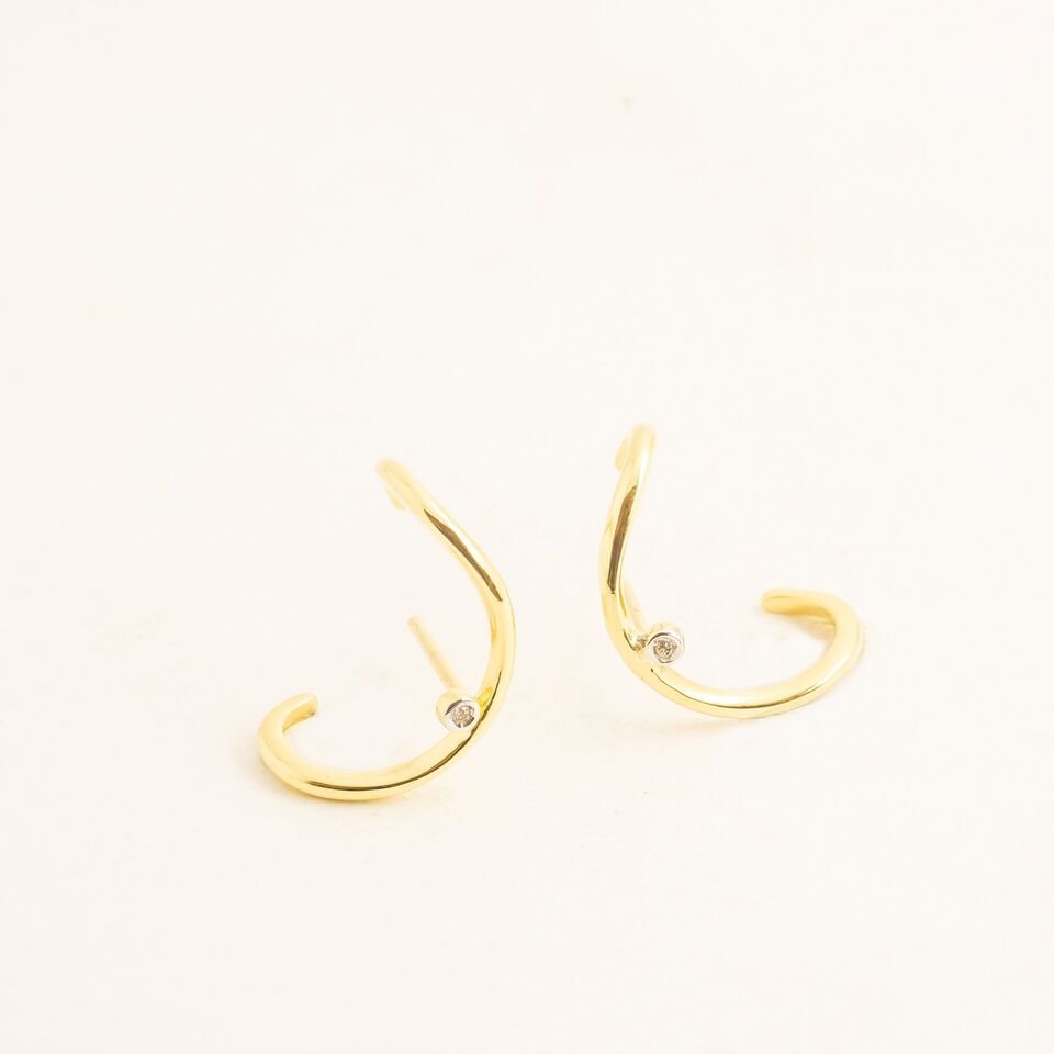 Brinco Minimal Style Ouro 18k e Diamantes