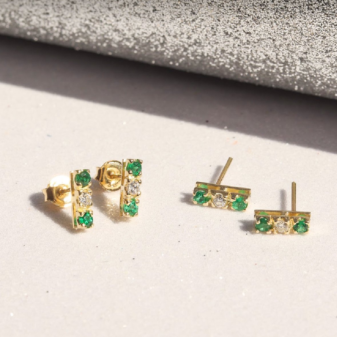 Brinco Palito Esmeraldas e Diamantes
