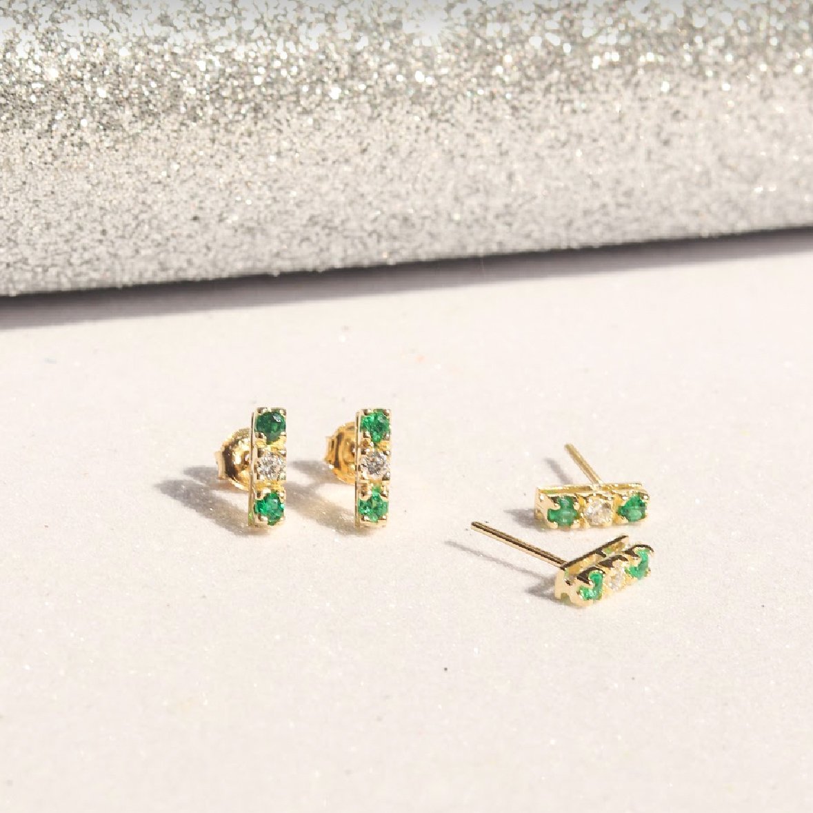 Brinco Palito Esmeraldas e Diamantes