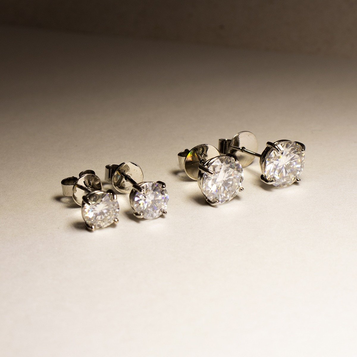 Brinco Ponto de Luz Diamante Lab Grown 60pts