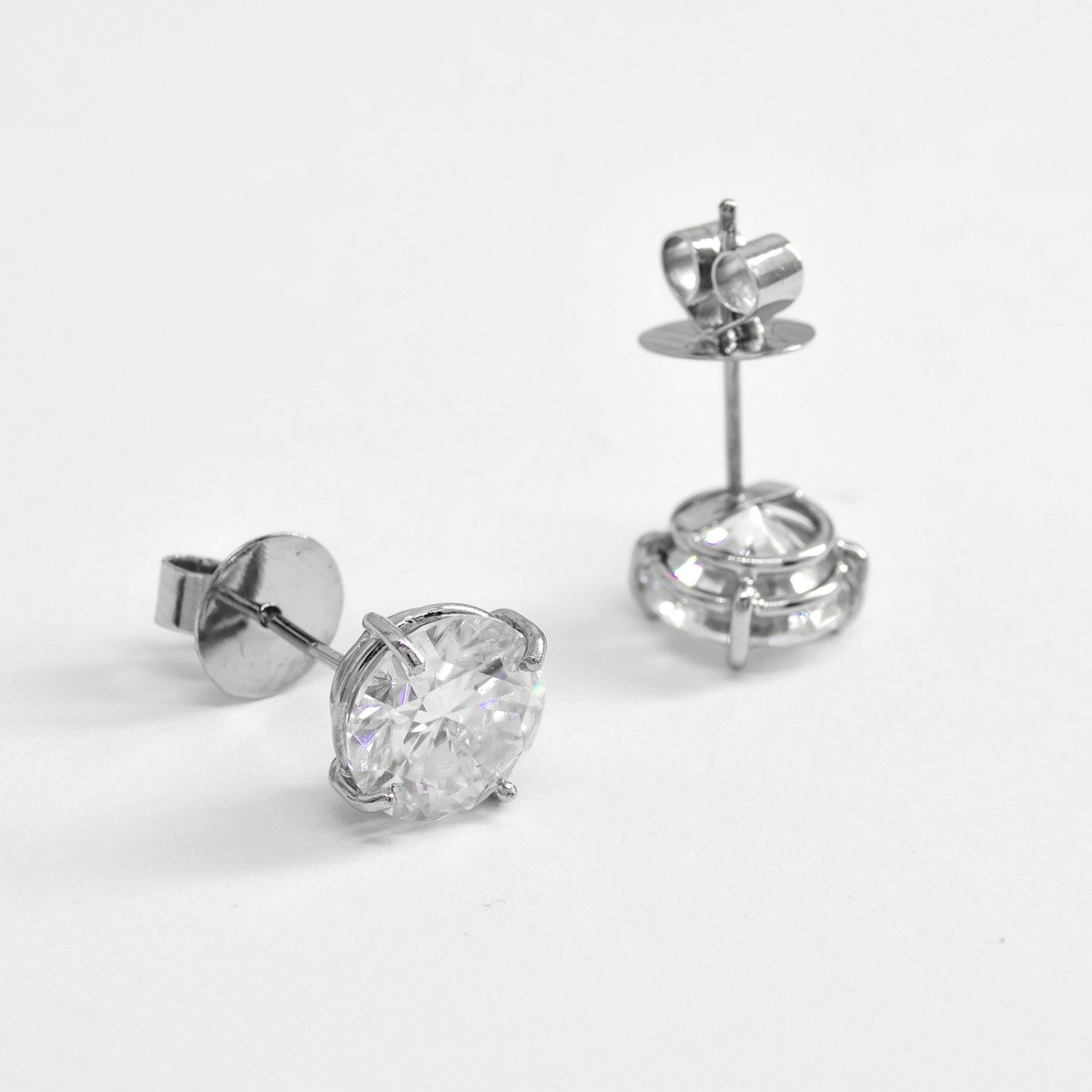 Brinco Ponto de Luz Diamante Lab Grown 80pts