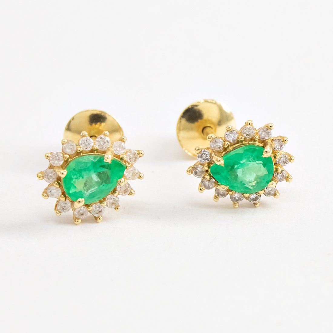 Brinco Princess Gota Esmeralda e Diamantes